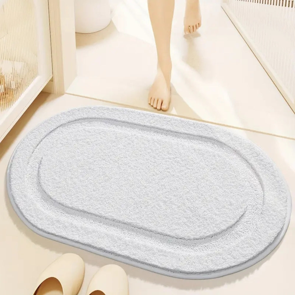 Snug Step Oval Bath Mat
