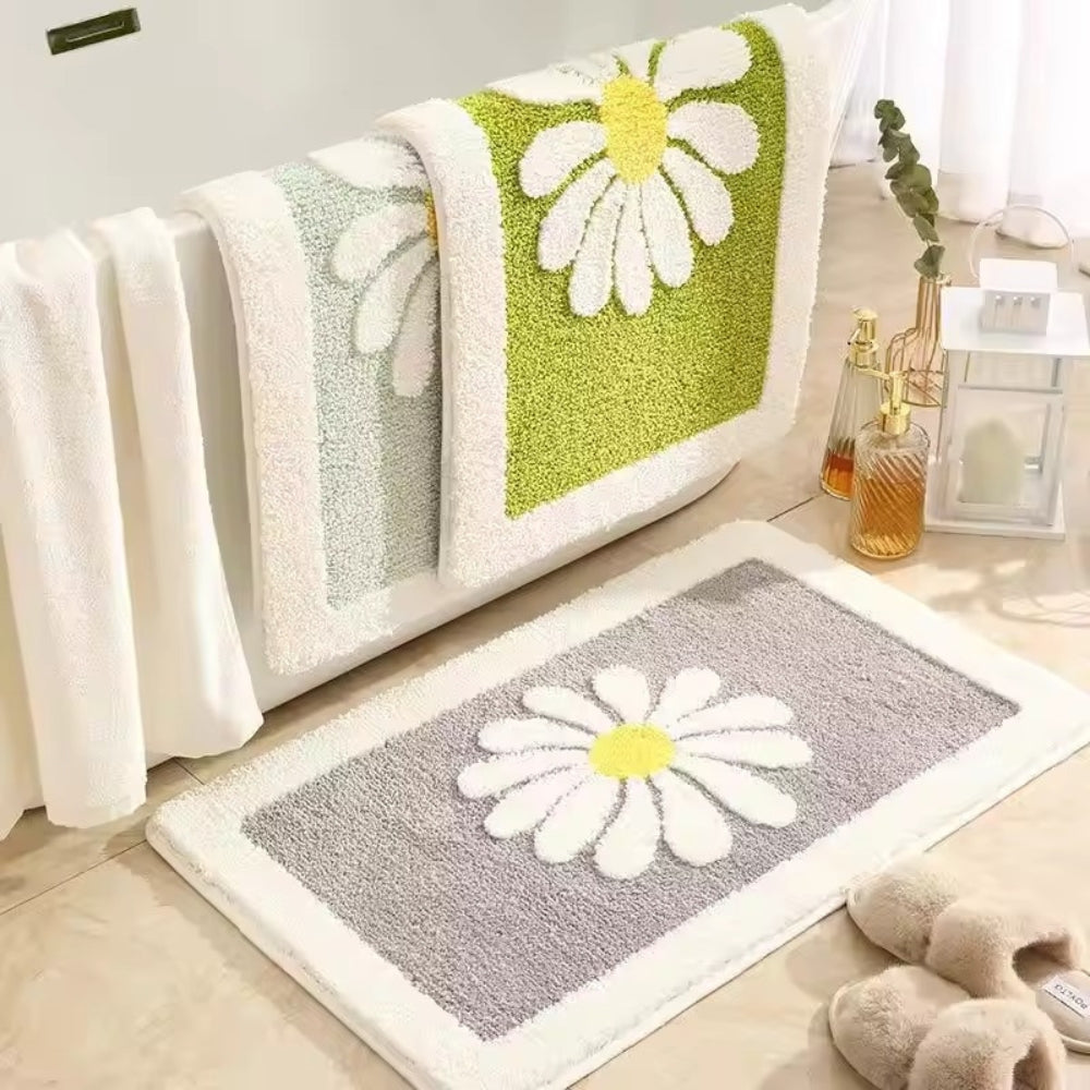 Charming Daisy Bloom Bath Mat