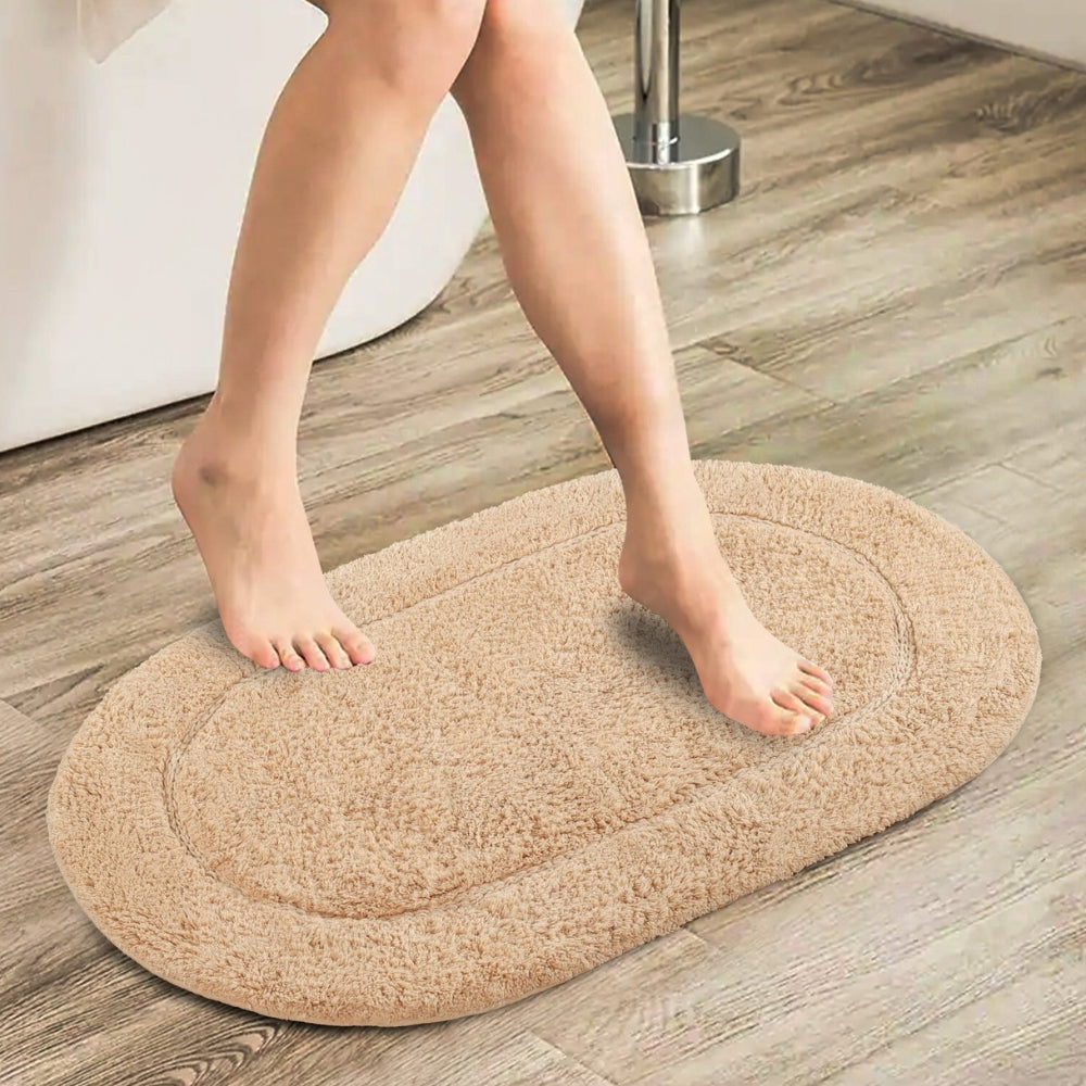 Snug Step Oval Bath Mat
